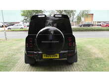 Land Rover Defender 90 D250 MHEV X-Dynamic SE 