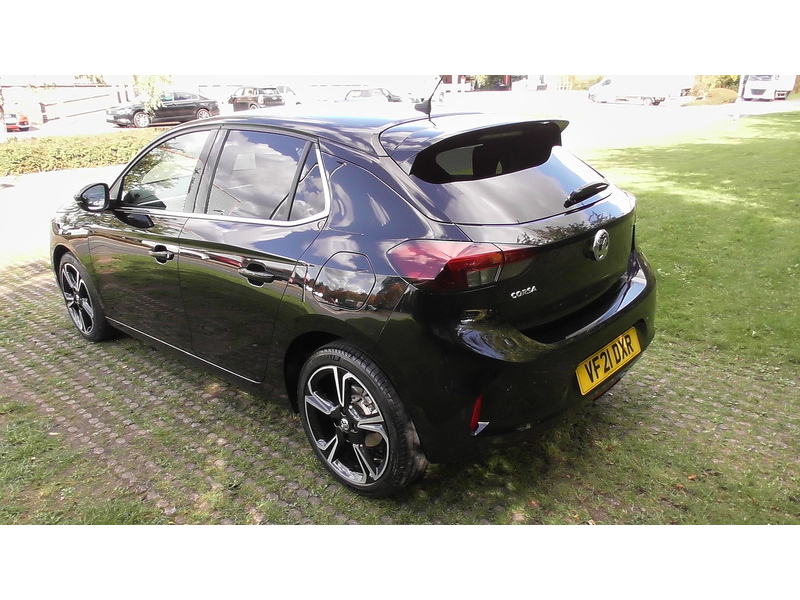 Vauxhall 1.2 Turbo Elite Nav Premium Hatchback 5dr Petrol Auto Euro 6 (s/s) (100 ps)