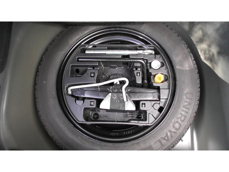 Vauxhall 1.2 Turbo Elite Nav Premium Hatchback 5dr Petrol Auto Euro 6 (s/s) (100 ps)