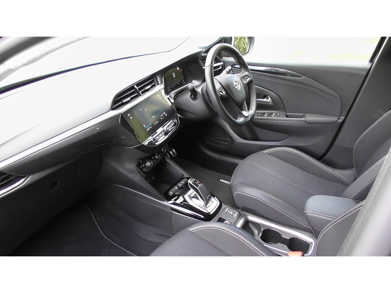 Vauxhall 1.2 Turbo Elite Nav Premium Hatchback 5dr Petrol Auto Euro 6 (s/s) (100 ps)