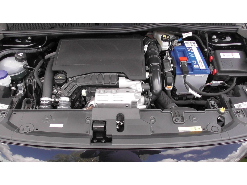 Vauxhall 1.2 Turbo Elite Nav Premium Hatchback 5dr Petrol Auto Euro 6 (s/s) (100 ps)