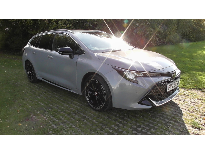 Toyota 2.0 VVT-h GPF GR SPORT Touring Sports 5dr Petrol Hybrid CVT Euro 6 (s/s) (184 ps)