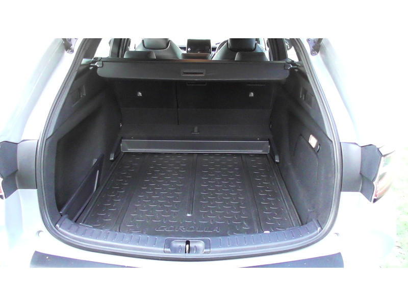 Toyota 2.0 VVT-h GPF GR SPORT Touring Sports 5dr Petrol Hybrid CVT Euro 6 (s/s) (184 ps)