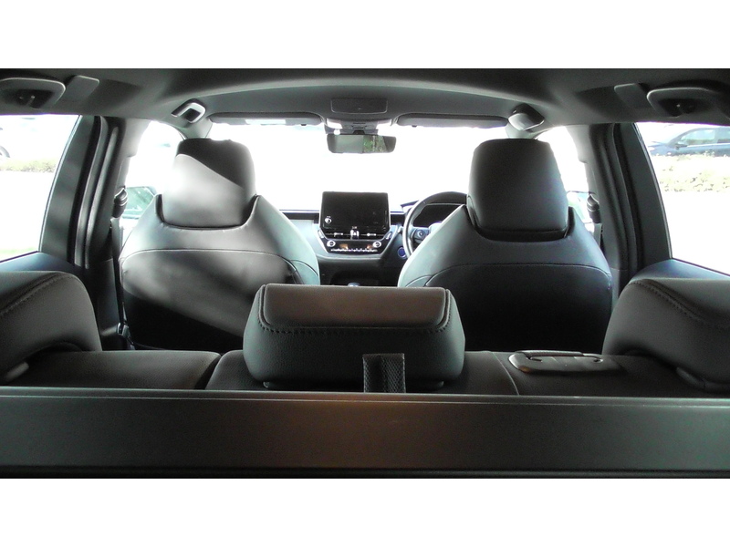 Toyota 2.0 VVT-h GPF GR SPORT Touring Sports 5dr Petrol Hybrid CVT Euro 6 (s/s) (184 ps)