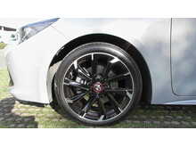 Toyota Corolla VVT-h GR SPORT 