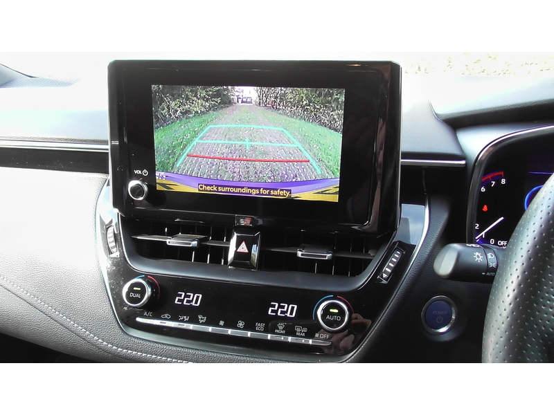 Toyota 2.0 VVT-h GPF GR SPORT Touring Sports 5dr Petrol Hybrid CVT Euro 6 (s/s) (184 ps)