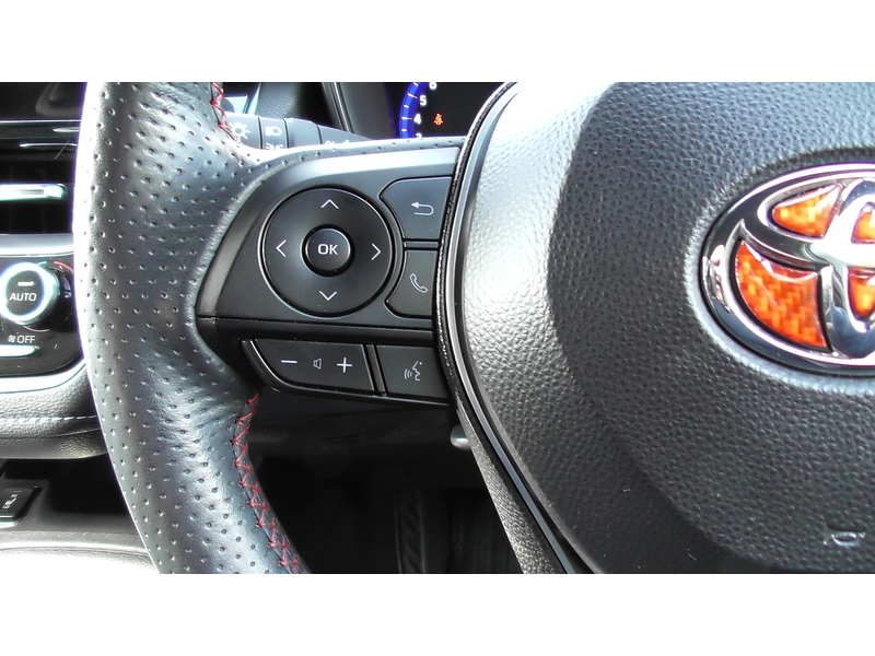 Toyota 2.0 VVT-h GPF GR SPORT Touring Sports 5dr Petrol Hybrid CVT Euro 6 (s/s) (184 ps)