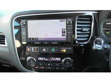 Mitsubishi Outlander h GX4h 