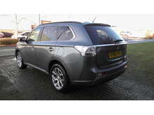 Mitsubishi Outlander h GX4h 