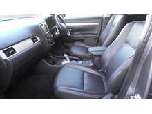 Mitsubishi Outlander h GX4h 