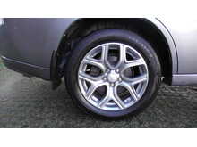 Mitsubishi Outlander h GX4h 