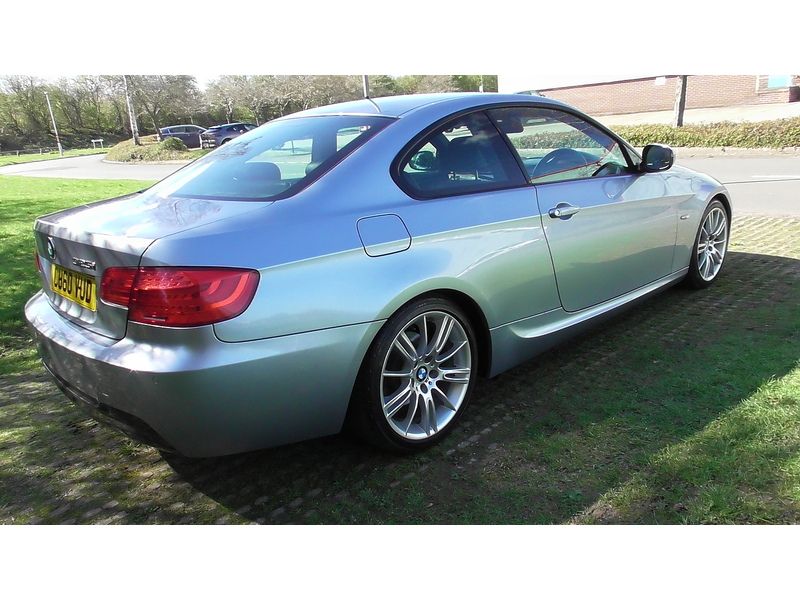 BMW 3.0 325i M Sport Coupe 2dr Petrol Steptronic Euro 5 (218 ps)