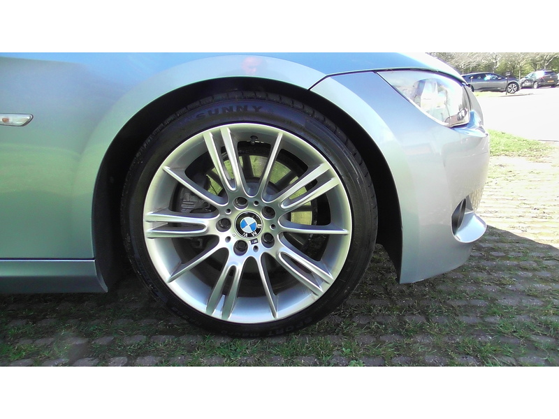 BMW 3.0 325i M Sport Coupe 2dr Petrol Steptronic Euro 5 (218 ps)