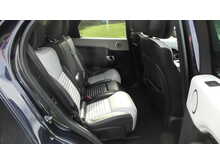 Land Rover Discovery D300 MHEV R-Dynamic HSE 