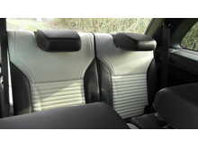Land Rover Discovery D300 MHEV R-Dynamic HSE 