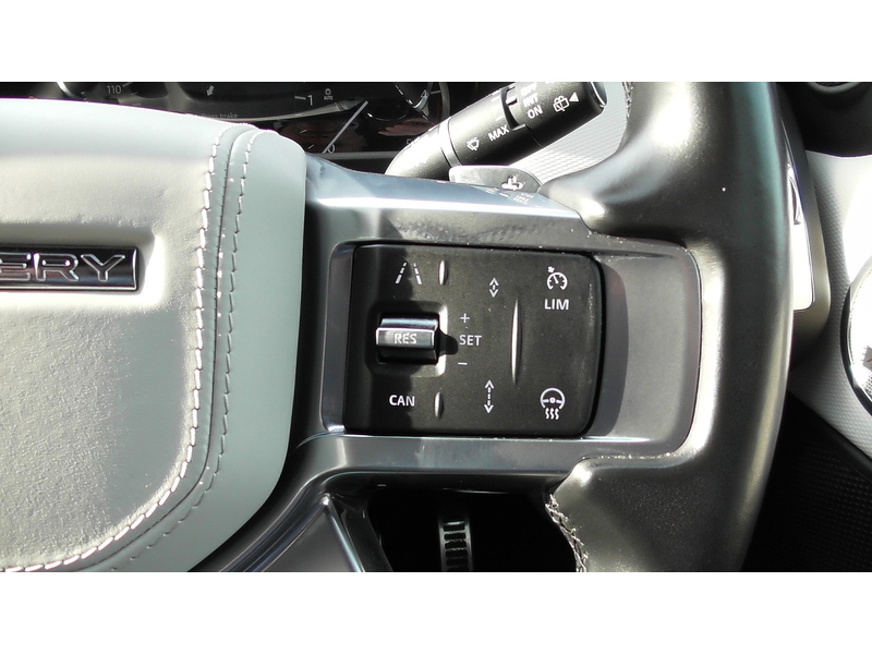 Land Rover 3.0 D300 MHEV R-Dynamic HSE SUV 5dr Diesel Auto 4WD Euro 6 (s/s) (300 ps)