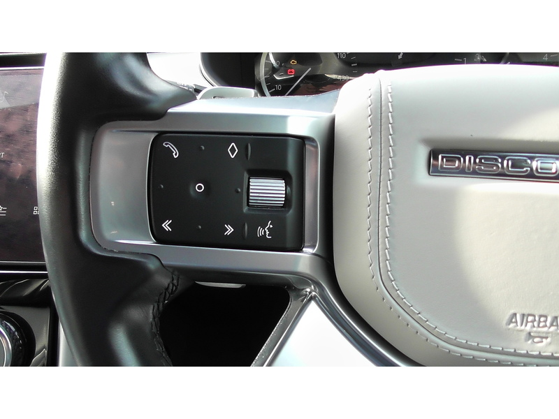 Land Rover 3.0 D300 MHEV R-Dynamic HSE SUV 5dr Diesel Auto 4WD Euro 6 (s/s) (300 ps)
