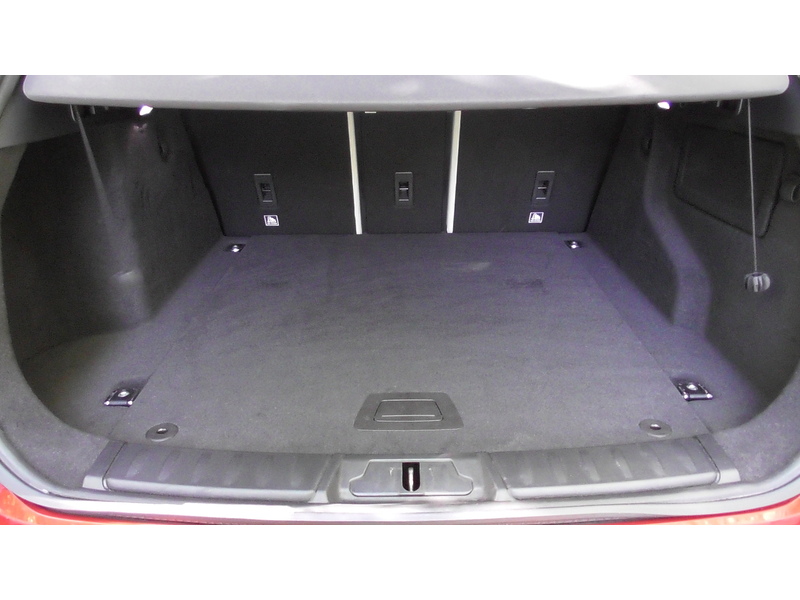 Jaguar 2.0 P250i Portfolio SUV 5dr Petrol Auto AWD Euro 6 (s/s) (250 ps)