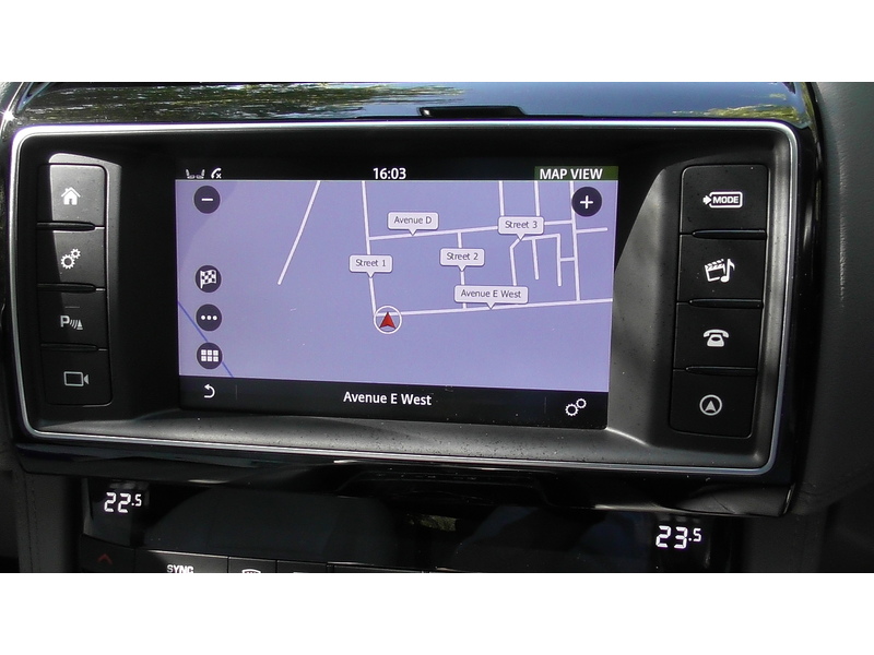 Jaguar 2.0 P250i Portfolio SUV 5dr Petrol Auto AWD Euro 6 (s/s) (250 ps)