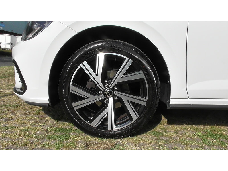 Volkswagen 1.0 TSI R-Line Hatchback 5dr Petrol Manual Euro 6 (s/s) (95 ps)