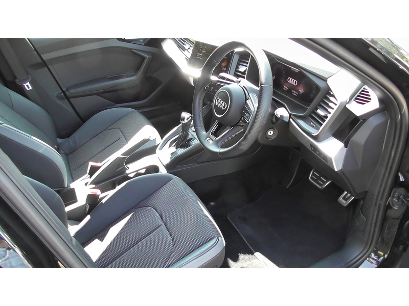 Audi 1.0 TFSI 30 S line Sportback 5dr Petrol S Tronic Euro 6 (s/s) (116 ps)