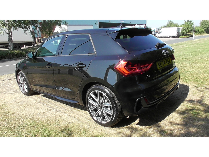 Audi 1.0 TFSI 30 S line Sportback 5dr Petrol S Tronic Euro 6 (s/s) (116 ps)