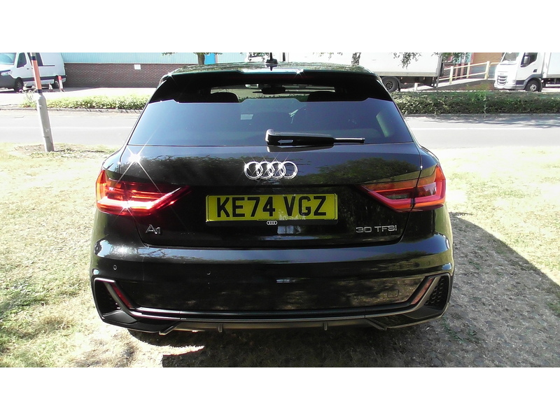 Audi 1.0 TFSI 30 S line Sportback 5dr Petrol S Tronic Euro 6 (s/s) (116 ps)
