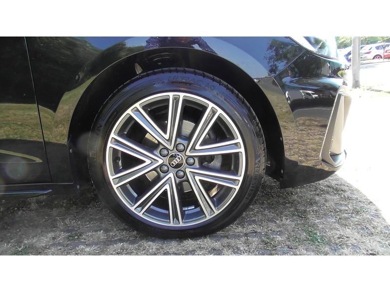 Audi 1.0 TFSI 30 S line Sportback 5dr Petrol S Tronic Euro 6 (s/s) (116 ps)