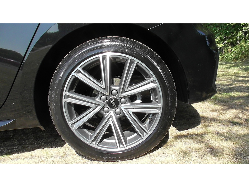 Audi 1.0 TFSI 30 S line Sportback 5dr Petrol S Tronic Euro 6 (s/s) (116 ps)