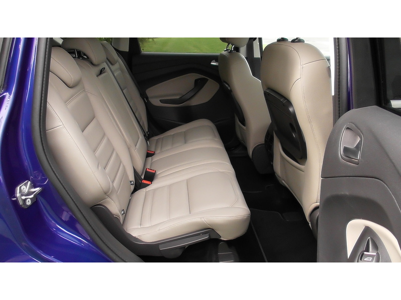Ford 2.0 TDCi Titanium SUV 5dr Diesel Manual AWD Euro 6 (s/s) (180 ps)