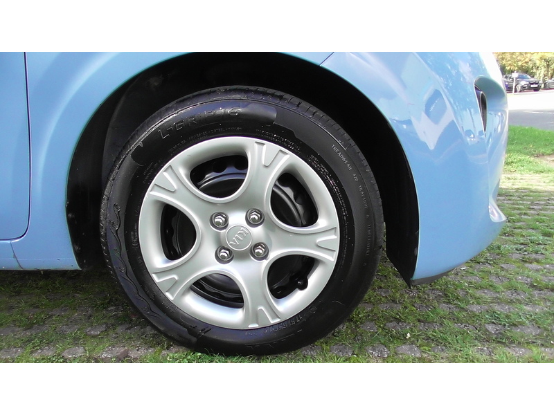 Kia 1.0 1 Hatchback 5dr Petrol Manual Euro 6 (66 bhp)