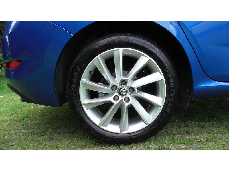 Skoda 1.0 TSI SE L Hatchback 5dr Petrol Manual Euro 6 (s/s) (110 ps)