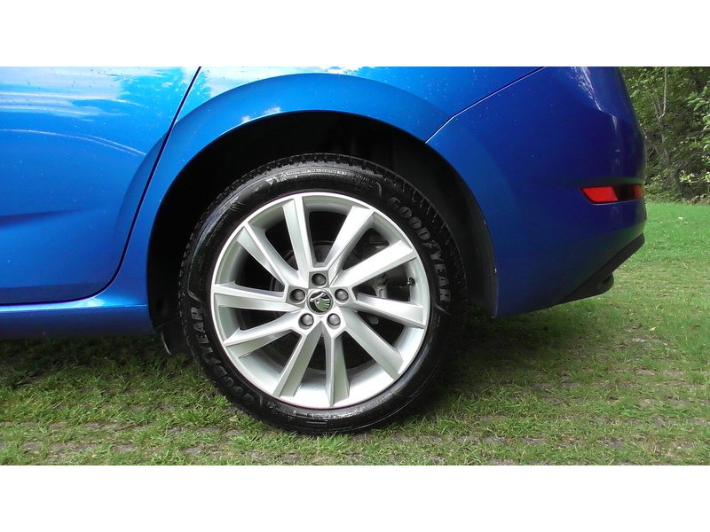 Skoda 1.0 TSI SE L Hatchback 5dr Petrol Manual Euro 6 (s/s) (110 ps)