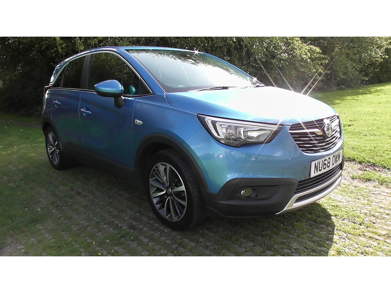 Vauxhall 1.2 Elite Nav SUV 5dr Petrol Manual Euro 6 (83 ps)