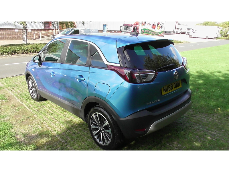 Vauxhall 1.2 Elite Nav SUV 5dr Petrol Manual Euro 6 (83 ps)