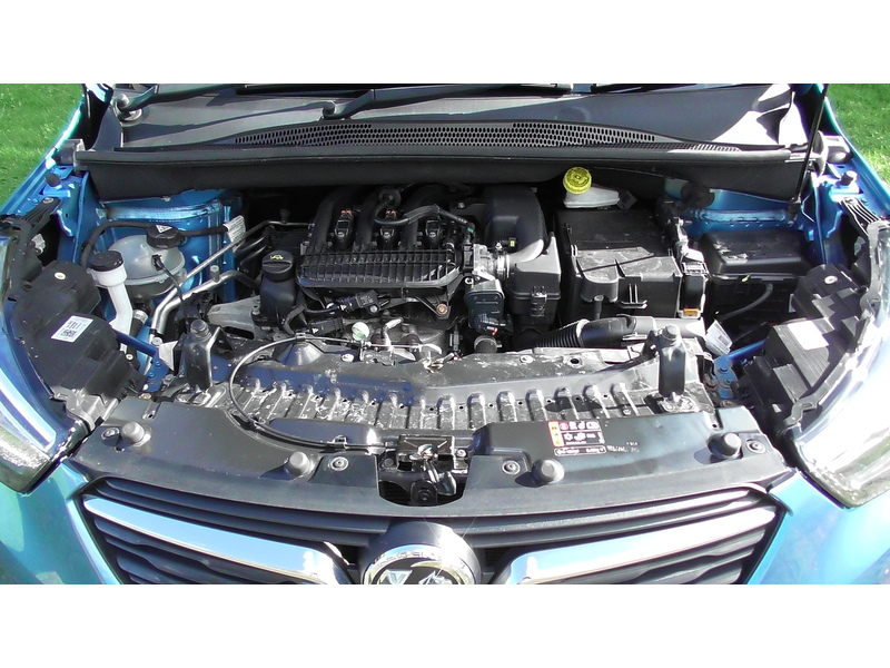 Vauxhall 1.2 Elite Nav SUV 5dr Petrol Manual Euro 6 (83 ps)