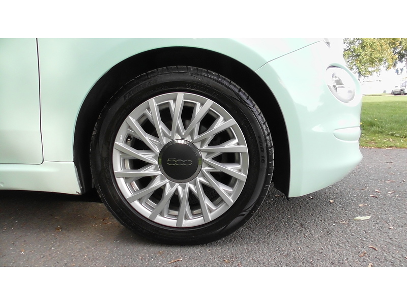 Fiat 1.0 MHEV Lounge Hatchback 3dr Petrol Manual Euro 6 (s/s) (70 bhp)