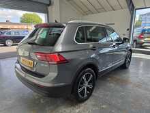 Volkswagen Tiguan 2.0 TDI BlueMotion Tech SE Navigation SUV 5dr Diesel Manual Euro 6 (s/s) (150 ps) - U14546