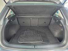 Volkswagen Tiguan 2.0 TDI BlueMotion Tech SE Navigation SUV 5dr Diesel Manual Euro 6 (s/s) (150 ps) - U14546