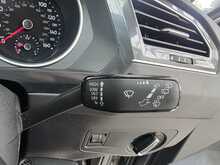 Volkswagen Tiguan 2.0 TDI BlueMotion Tech SE Navigation SUV 5dr Diesel Manual Euro 6 (s/s) (150 ps) - U14546
