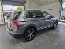 Volkswagen Tiguan 2.0 TDI BlueMotion Tech SE Navigation SUV 5dr Diesel Manual Euro 6 (s/s) (150 ps) - U14546