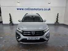 Dacia Jogger 1.0 TCe Comfort MPV 5dr Petrol Manual Euro 6 (s/s) (110 ps) - U14550