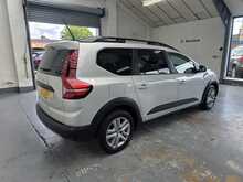 Dacia Jogger 1.0 TCe Comfort MPV 5dr Petrol Manual Euro 6 (s/s) (110 ps) - U14550