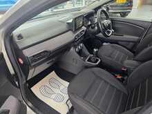Dacia Jogger 1.0 TCe Comfort MPV 5dr Petrol Manual Euro 6 (s/s) (110 ps) - U14550
