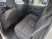 Dacia Jogger 1.0 TCe Comfort MPV 5dr Petrol Manual Euro 6 (s/s) (110 ps) - U14550