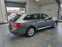 Skoda Superb 2.0 TDI SE Estate 5dr Diesel Manual Euro 6 (s/s) (150 ps) - U14595
