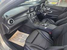 Mercedes-Benz C Class 2.1 C250d AMG Line (Premium Plus) Saloon 4dr Diesel G-Tronic+ Euro 6 (s/s) (204 ps) - U14609
