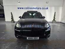 Porsche Cayenne 4.2 TD V8 S SUV 5dr Diesel TiptronicS 4WD Euro 5 ( SUV 4.2 Automatic Diesel - U14612
