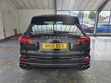 Porsche Cayenne 4.2 TD V8 S SUV 5dr Diesel TiptronicS 4WD Euro 5 ( SUV 4.2 Automatic Diesel - U14612