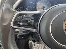 Porsche Cayenne 4.2 TD V8 S SUV 5dr Diesel TiptronicS 4WD Euro 5 ( SUV 4.2 Automatic Diesel - U14612